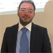 Laureato in Filosofia e Cooperazione internazionale offre lezioni e supporto tesi di laurea e tesine a studenti